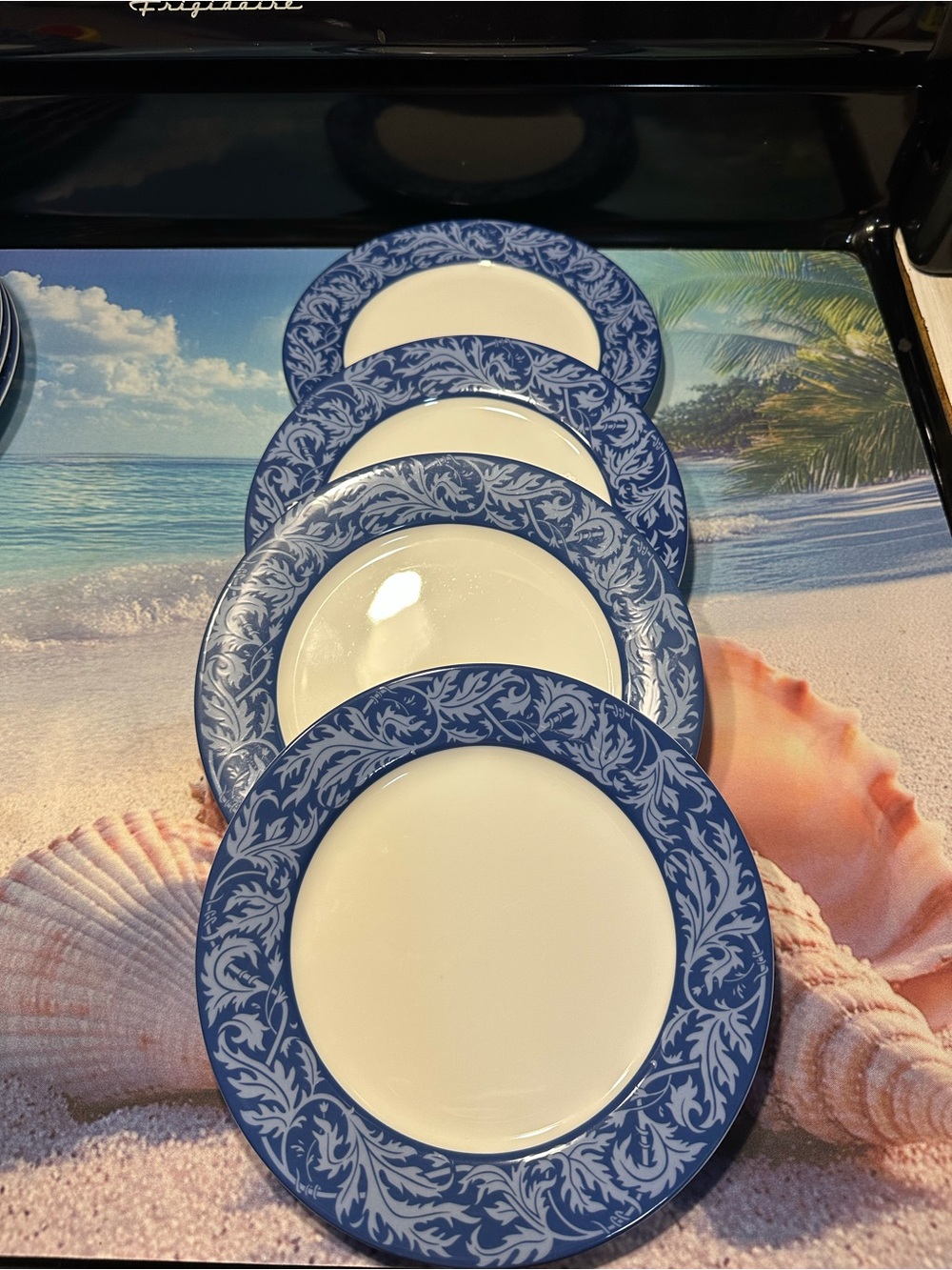 Beauvillé Topkapi by Schönwald Germany Blue White Floral Porcelain Plates